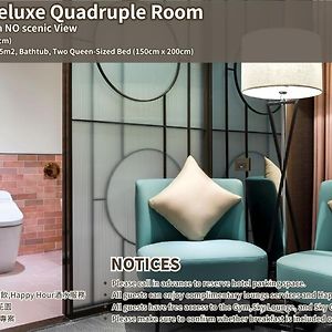 Deluxe Quadruple Room